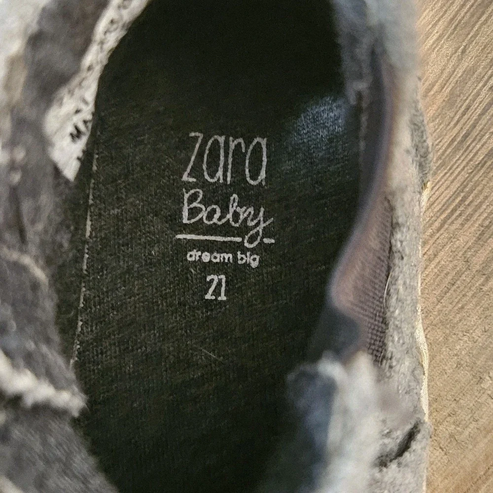 Zara Baby Toddler Girls Size 21 EU / US 5 Gray High‎ Top Sneaker Boots